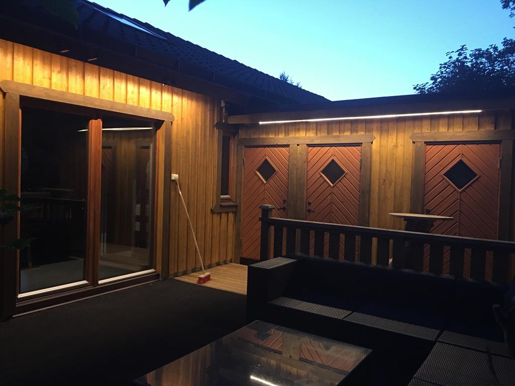 Baeverli Hills Lidköping Εξωτερικό φωτογραφία